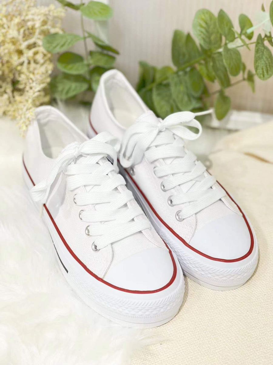 Converse plataforma cheap blancas linea roja