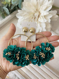 Conjunto Flamenco de Flores – Pendientes y Peineta - FELIZ SHOPPING 