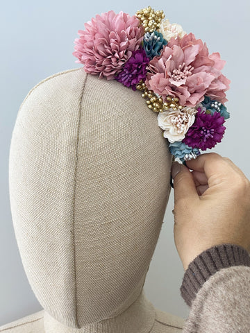 CORONA DE FLAMENCAS PARA NINA LARGA 18CM ANCHO 8CM FLO1399