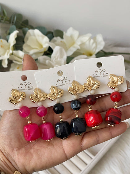 PENDIENTE HOJA DORADO PEN899