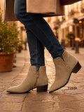 Botines de Mujer Estilo Cowboy con Tachuelas Metálicas, Punta Fina, Tacón Ancho de 4 cm, Cremallera Lateral Y2519