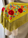 MANTON FLAMENCO BORADO FLORE ROJO -270053 VERDE LIMON
