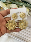 Pendiente oro flores pen699