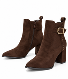 Botines de Mujer con Tacón Ancho, Punta Fina, Hebilla Dorada y Tachuelas – Negro y Marrón sv015