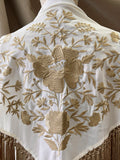 LA-MOD13 MANTONCILLO BORDADO BEIGE ACAPULCO  MANT6999