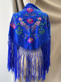 M01-2 Mantón bordado azul con flores y aves con flecos MANT3999