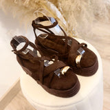 Sandalias de plataforma estilo alpargata con tiras cruzadas | Dedo con adorno metálico - FELIZ SHOPPING 