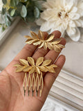 Broche y Peineta Dorada con Hojas-Accesorio Flamenco BRO499
