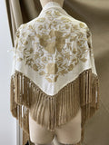 LA-MOD13 MANTONCILLO BORDADO BEIGE ACAPULCO  MANT6999