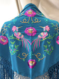 M01-2 Mantón bordado con flores y aves con flecos MANT3999