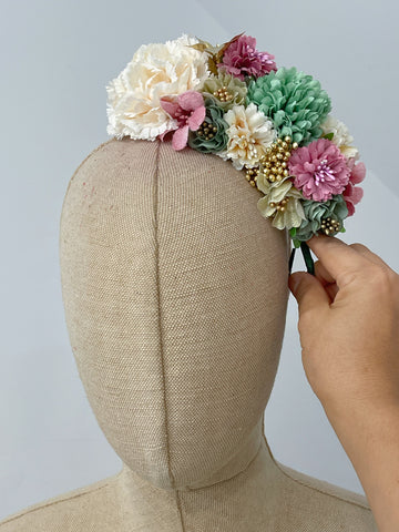 CORONA DE FLAMENCAS PARA NINA LARGA 18CM ANCHO 8CM FLO1399