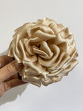 Pinza de pelo con rosa 3D- 11CM DIAMETRO pin699