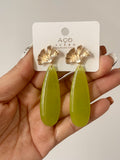 Pendientes artesanales de cuentas de colores – Diseño exclusivo zpen899