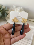 Pendientes largos de hoja dorada con gota PEN699