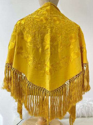 M04-270021 MANTON BORDADO FLRCO CORTO MOSTAZA