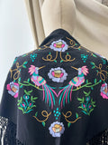 M01-2 Mantón bordado con flores y aves con flecos MANT3999