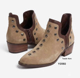 Botines de Mujer con Tachuelas y Cremallera Lateral – Tacón Bajo de 4 cm, Punta Fina, Estilo Casual y Elegante Y2092