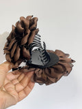Pinza de pelo con rosa 3D- 11CM DIAMETRO pin699