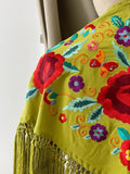 MANTON FLAMENCO BORADO FLORE ROJO -270053 VERDE LIMON