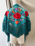 LM MANTONCILLO BORADO FLORE ROJO -PETROLEO 10 - FELIZ SHOPPING 