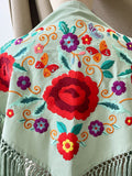 LM MANTONCILLO BORADO FLORE ROJO-VERDE AGUA 3 - FELIZ SHOPPING 