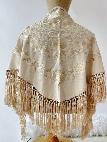 M04-270021 MANTON BORDADO FLRCO CORTO BEIGE