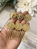 BROCHE Y PEINETA MONEDA BRO599