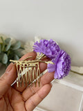 Peineta dorada con flores clavel Accesorio flamenco para el cabello BRO899
